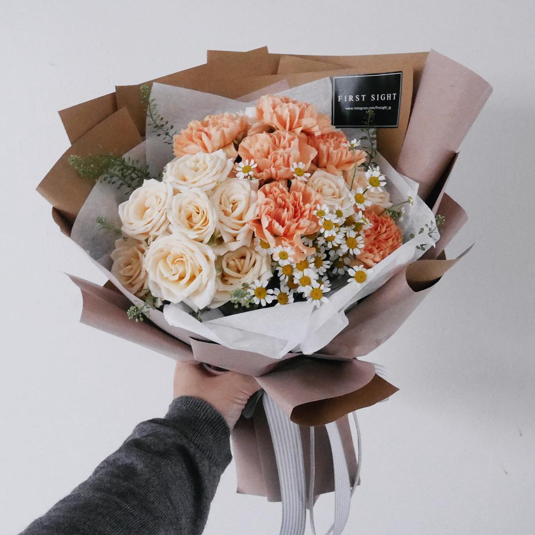 男朋友我這次不要乾燥花了 高質感時尚配色鮮花束 我的少女心以後要被鮮花帶走 Girls 女生日常