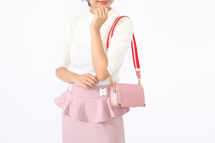 pouch_headlinevis